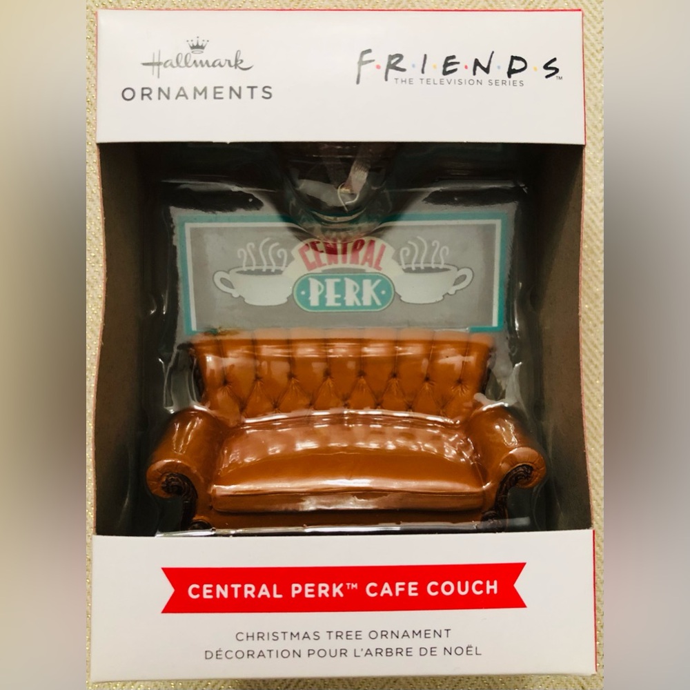 NIB Hallmark Friends Central Perk Cafe Couch Christmas Ornament 🎄